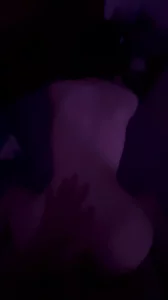 后入牛奶皮翘臀骚货